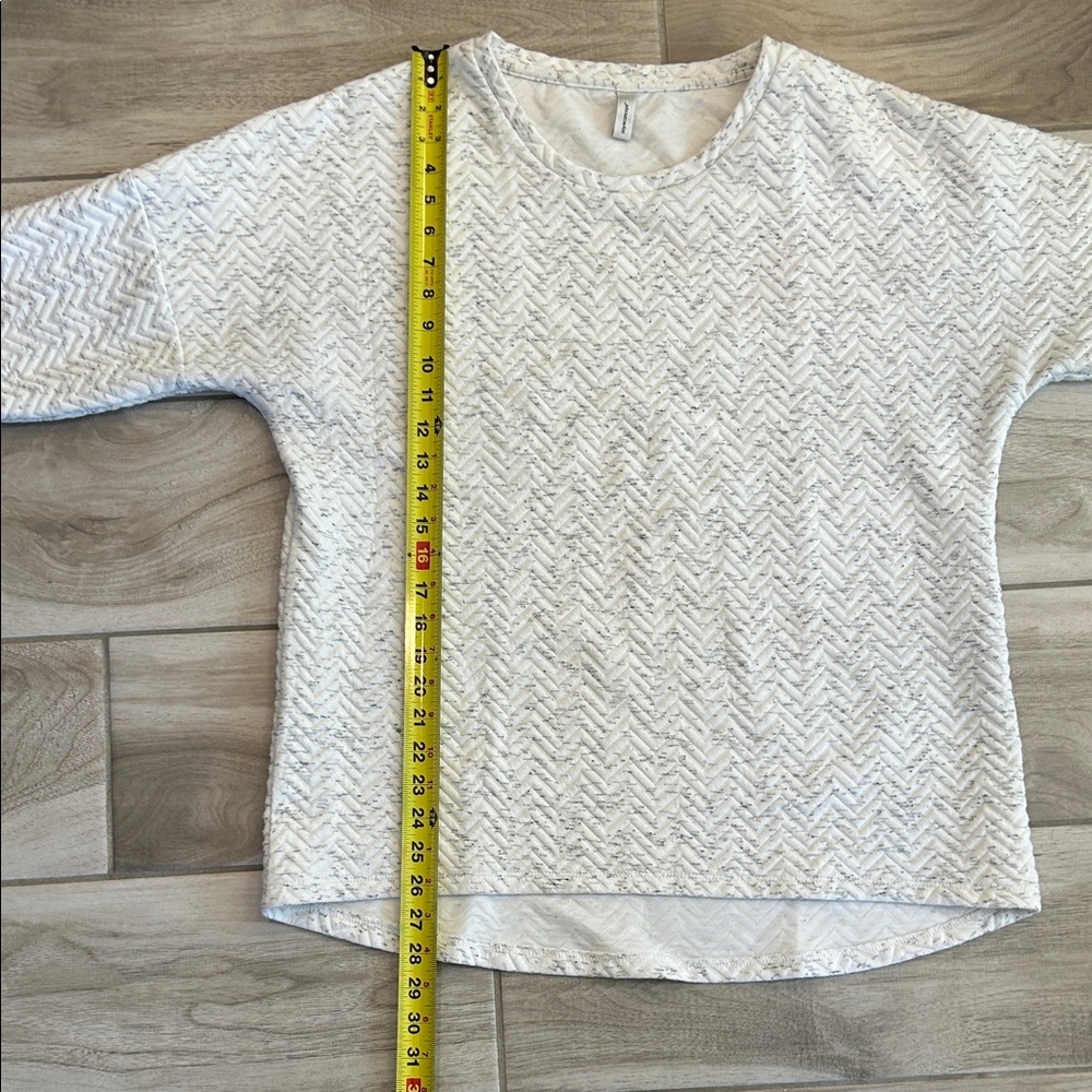 Women's Crew Neck Sweater - White - Picture 8 of 9